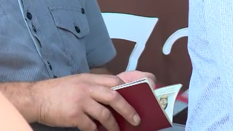 IASI. Aglomeratie la preschimbarea pasaportului Imagine