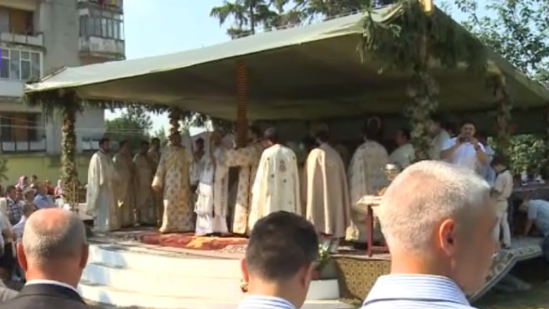 IASI. Azil de batrani construit din donatiile enoriasilor Imagine