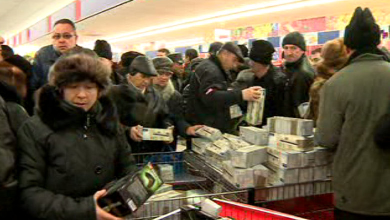 IASI. Bataie pe surubelnite electrice si tensiometre Imagine