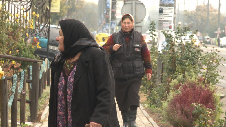 IASI. Comuna fara someri. Localnicii au fost angajati cu prioritate in fabricile deschise in comuna Imagine