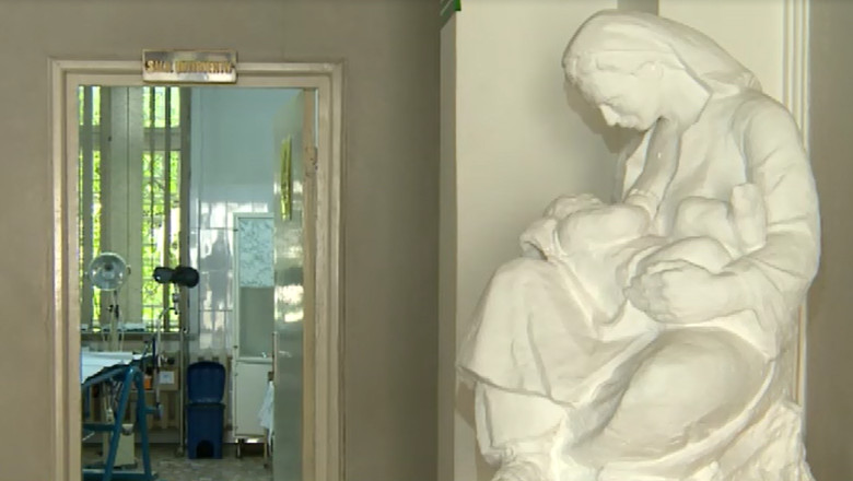 IASI. Fumatul interzis in curtea maternitatii. Pacientele care fumeaza vor fi externate mai repede Imagine