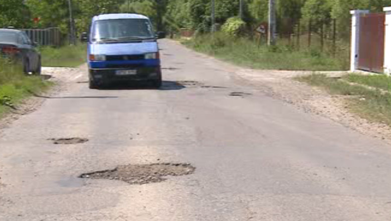 IASI. Incep reparatiile a 550 de kilometri de drumuri judetene Imagine