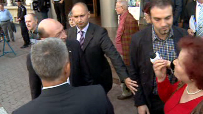 IASI. Presedintele Romaniei a fost huiduit de pensionari Imagine