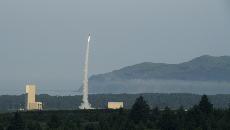 IDF: scutul antiracheta „Arrow”/„Sageata” al Israelului a reusit interceptarea a „zeci” de rachete iraniene Imagine