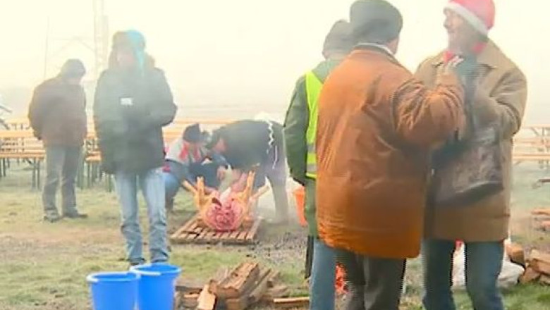 Ignatul, sarbatoare cu traditie in Banat. Bucatari si macelari din trei tari s-au intrecut in preparate Imagine