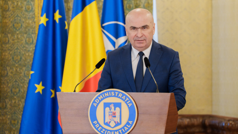 Ilie Bolojan a promulgat legea prin care absentele nemotivate ale parlamentarilor sunt sanctionate cu 5% din indemnizatia lunara bruta Imagine