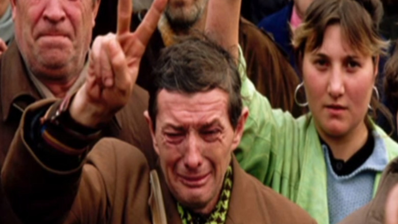 Imaginea Revolutiei. Un fotograf american spune povestea din spatele unei fotografii celebre Imagine