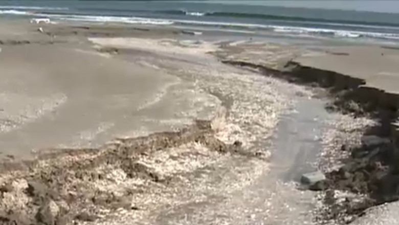 Imagini cu plaja din Navodari, care a fost distrusa dupa furtunile puternice de pe litoral Imagine