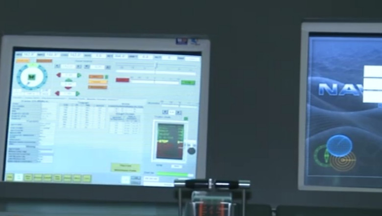 Imagini din simulatorul in care Traian Basescu va da examen pentru brevetul naval Imagine