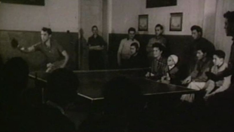 Imagini document. 1956 – Hobbyul la romani Imagine