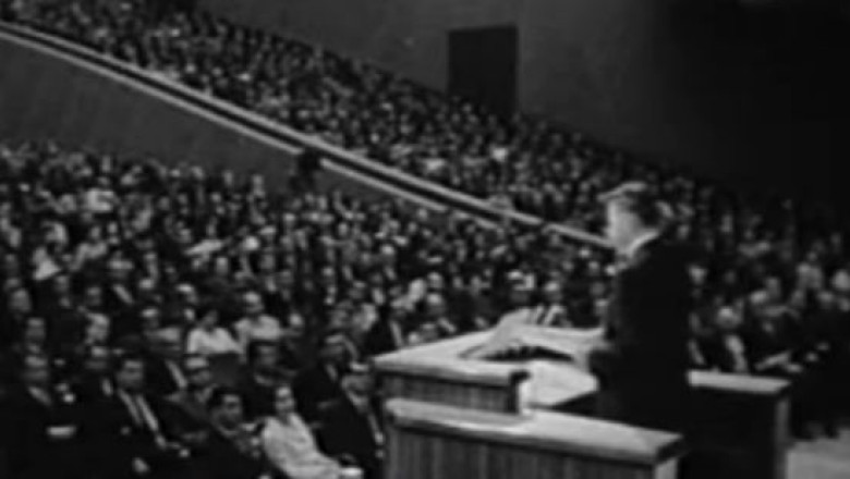 Imagini document. 1967: Conceptul de societate multilateral dezvoltata Imagine