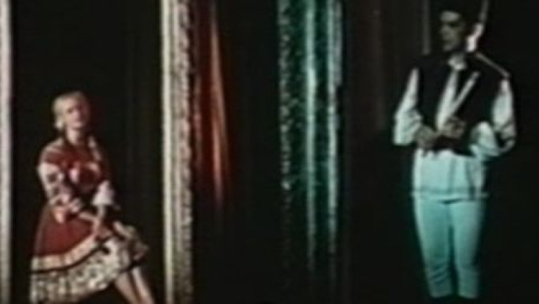 Imagini document. 1968: Aripile Ansamblului Ciocarlia Imagine