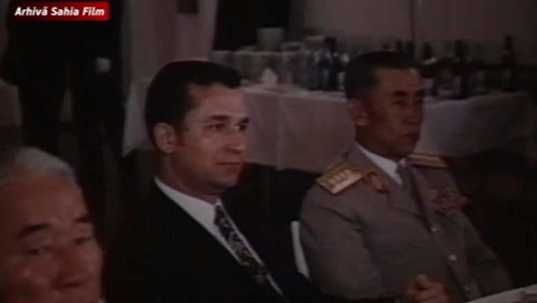 Imagini document. 1971 - Nicolae Ceausescu si Ion Iliescu, in Coreea de Nord Imagine