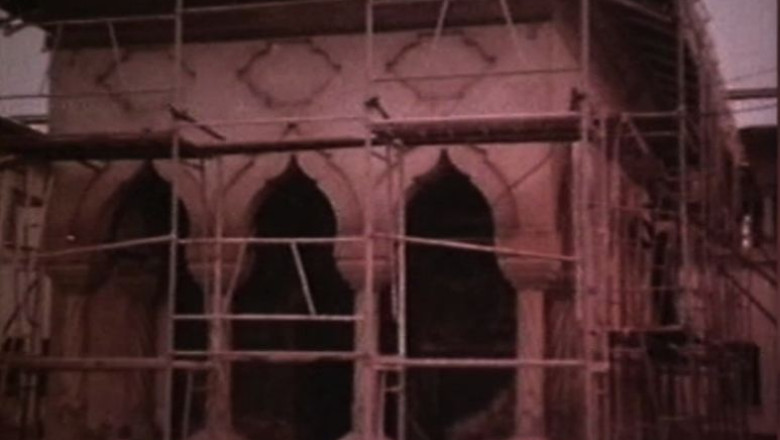 Imagini document. 1982: mutarea Bisericii Schitul Maicilor Imagine