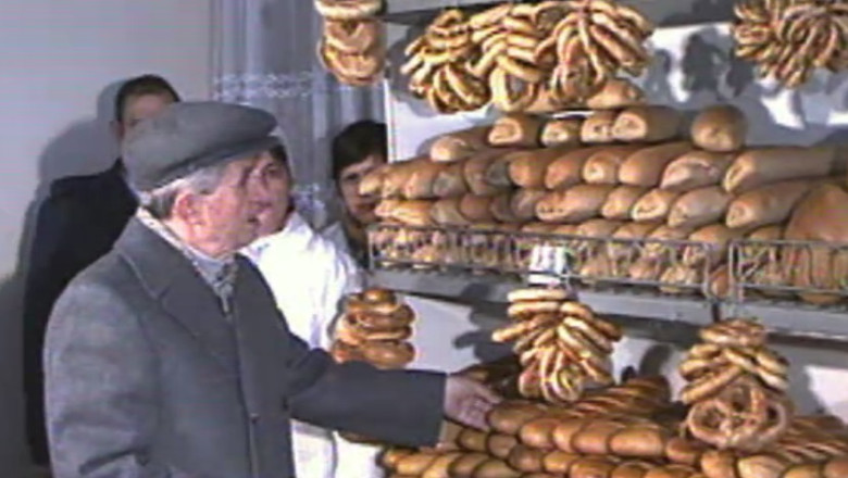 Imagini document. 1989. Painea tare si dietetica Imagine