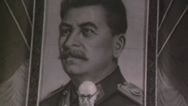 Imagini document. 21 decembrie 1949: La multi ani, Tovarase Stalin! Imagine