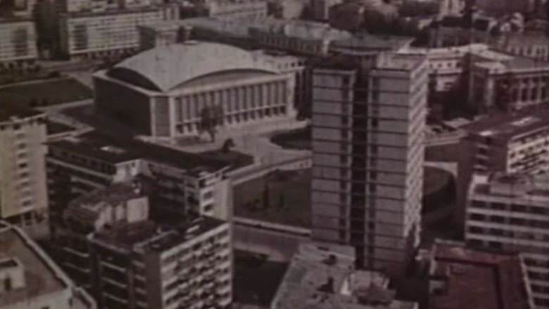 Imagini document. Colectivistii descopera Bucurestiul socialist Imagine