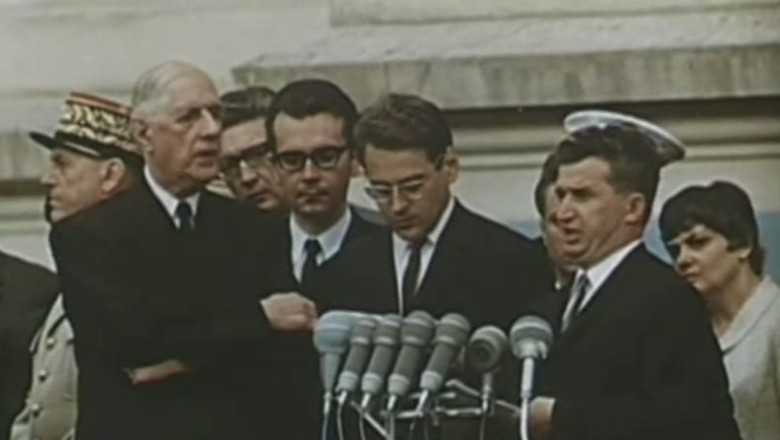 Imagini document. Generalul Charles de Gaulle viziteaza Electroputere Craiova Imagine