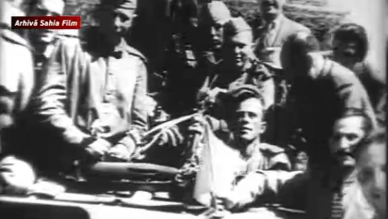 Imagini document. „In capitala eliberata sunt primiti cu flori ostasii Armatei sovietice” Imagine