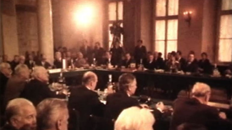 Imagini document. Intarirea Tratatului de la Varsovia, din 1985 Imagine