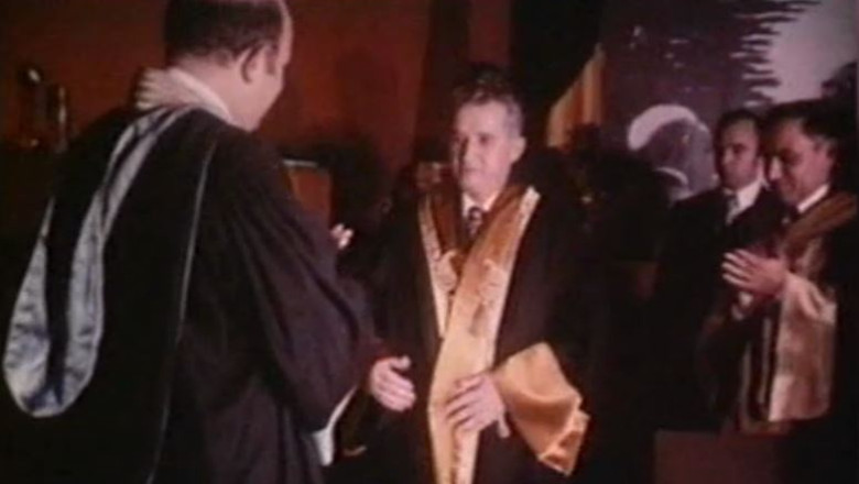 Imagini document. Nicolae si Elena Ceausescu, doctori Honoris Causa in Teheran Imagine