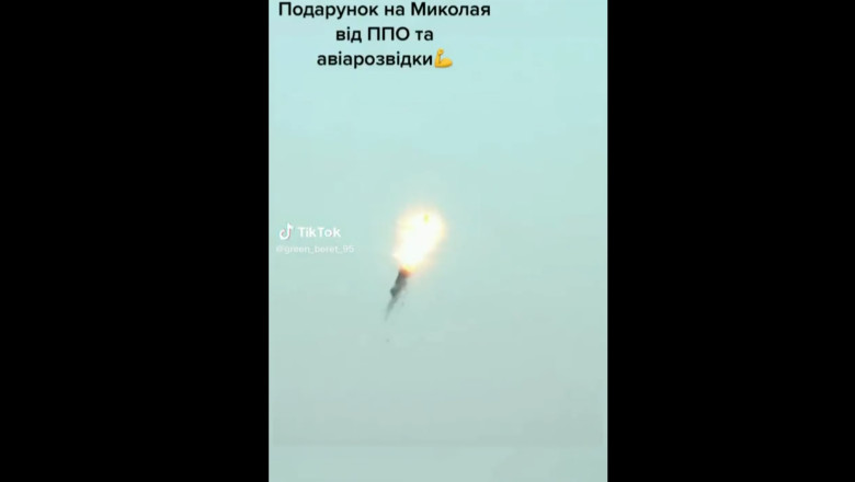 Imagini in slow-motion cu un elicopter rusesc doborat de fortele ucrainene Imagine