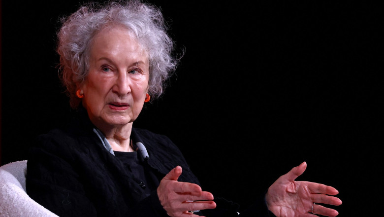 „Imi pare rau, ministrul vostru al Educatiei crede ca sunteti prosti”. Reactia virala a scriitoarei Margaret Atwood Imagine