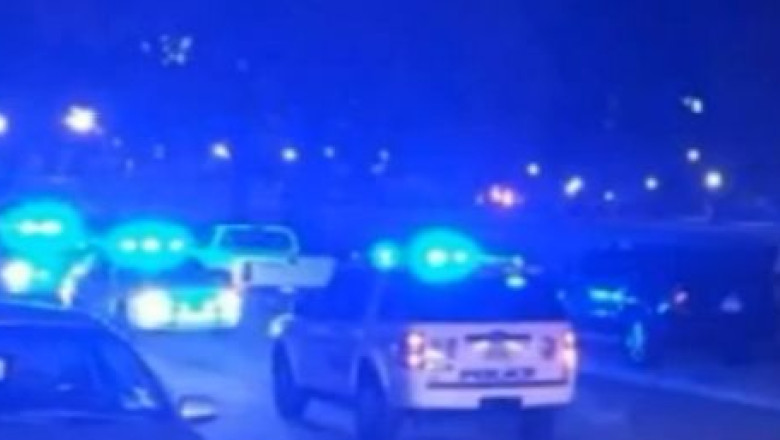 Impuscaturi intr-un campus din Florida. Cel putin doua persoane au fost ranite de un barbat inarmat Imagine