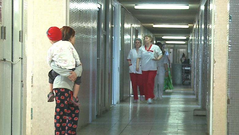 In 8 luni, Pediatria ar putea fi renovata. Intre timp, doctorii si mamele se plang de supraaglomerare si, respectiv, mizeri Imagine