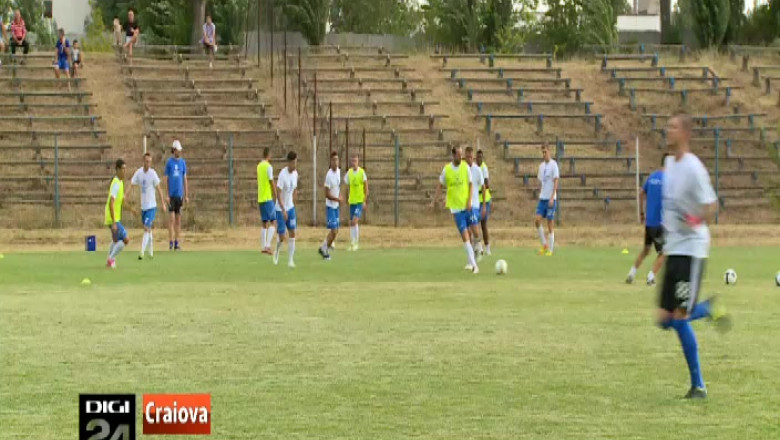 In asteptarea deciziei FRF. Luni, conducearea Clubului FC Universitatea va afla daca echipa va fi inscrisa in fotbalul romanesc Imagine