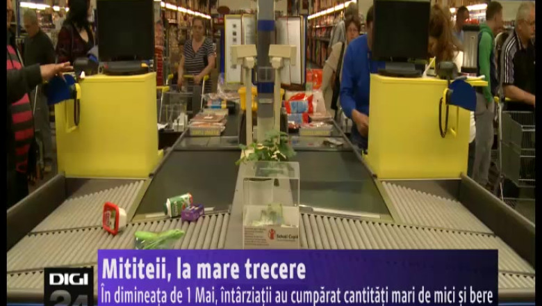 In dimineata de 1 Mai, intarziatii au cumparat cantitati mari de mititei si bere Imagine
