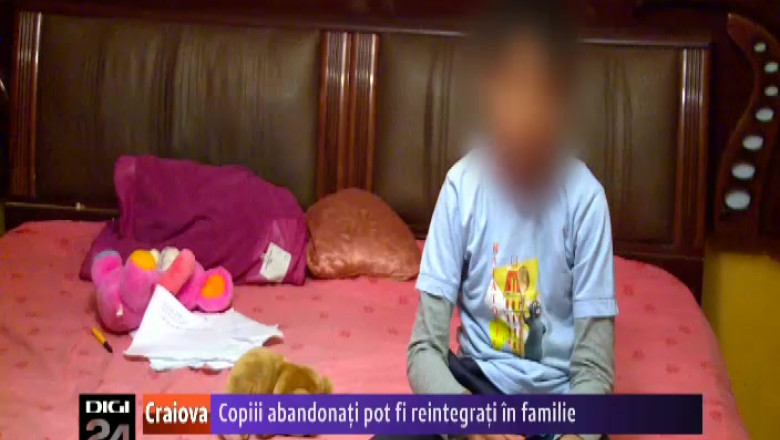 In Dolj, 41 de copii abandonati au fost reintegrati in familii. Alte cateva sute asteapta sa ajunga din nou acasa  Imagine