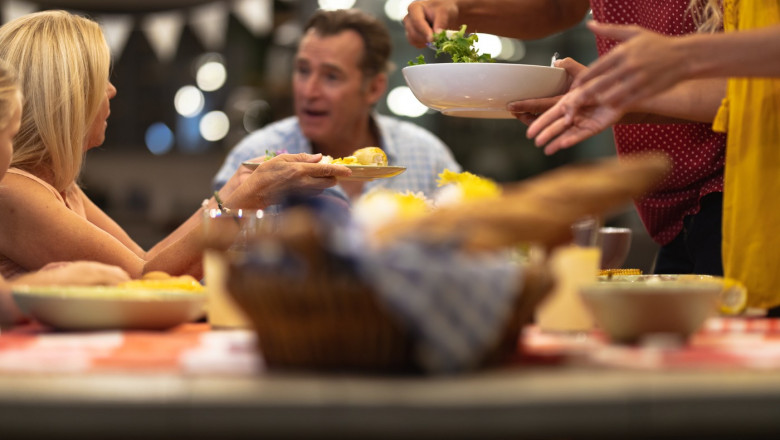 In orasul cu 18.000 de restaurante, oamenii platesc 100 de dolari ca sa manance acasa la un necunoscut Imagine