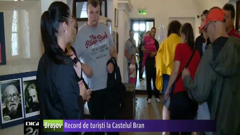 In primele sase luni din 2013, peste 200.000 de vizitatori au calcat pragul Castelului Bran Imagine