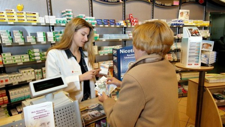 In Romania nu e criza nici de ibuprofen, nici de paracetamol, da asigurari Rafila Imagine
