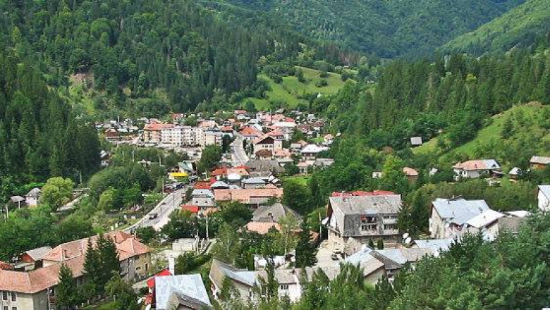 In statiunea Voineasa, o investitie de 34 de milioane de euro a fost abandonata, la un pas de final Imagine