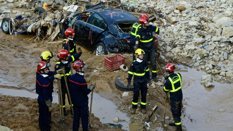 Inca doi romani au fost identificati printre decedatii din Spania, in urma inundatiilor catastrofale Imagine
