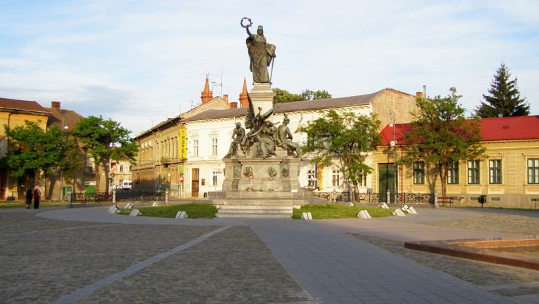 Inca jumatate de milion de euro pentru reabilitarea unui parc din Arad in care s-au investit alte trei milioane Imagine