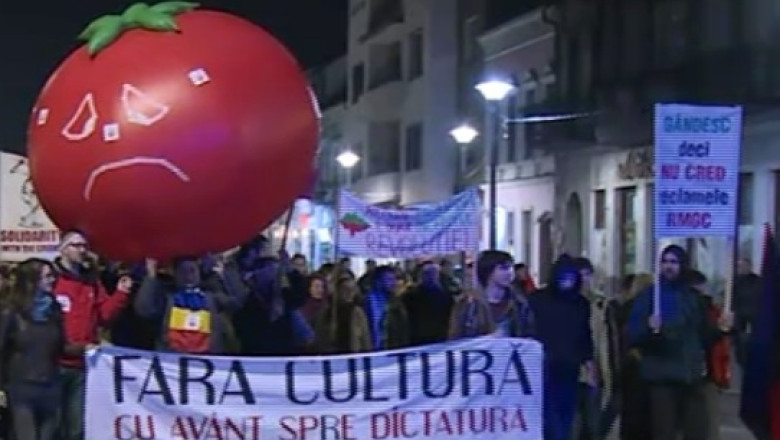 Inca o duminica de proteste impotriva exploatarii resurselor minerale. „Rosia si Pungesti, doua inimi romanesti!” Imagine