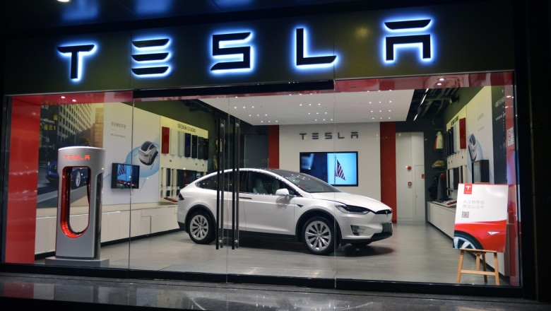 Inca o luna in care vanzarile Tesla s-au prabusit in Europa. „Implicatiile sunt enorme” Imagine