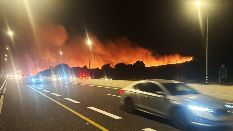 Incendii masive in nordul Israelului dupa ce Hezbollah a lansat rachete si drone din Liban. Un oras a fost evacuat partial Imagine