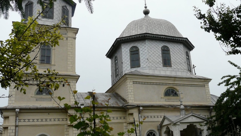 Incendiu la manastirea Vovidenia din judetul Tulcea Imagine