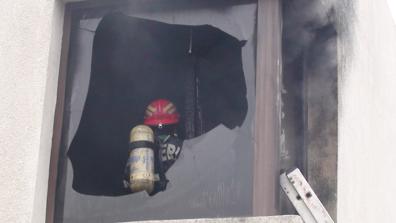 Incendiu la un atelier de confectii Imagine