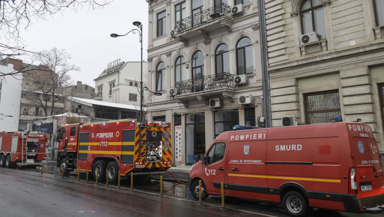 Incendiu la un hotel din Centrul Vechi al Bucurestiului. Splaiul Independentei e blocat, la fata locului sunt pompieri si SMURD Imagine