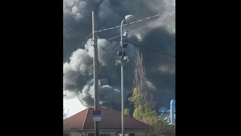 Incendiu urias langa Bucuresti. RO-Alert a emis alerta extrema Imagine