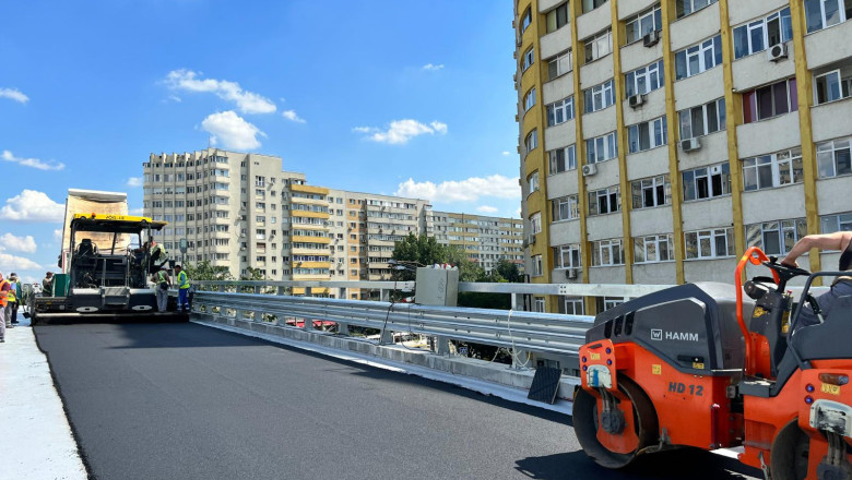 Incep lucrarile de reparatii pe strazile si trotuarele din Bucuresti. Cati bani va cheltui Primaria Capitalei si cat vor dura lucrarile Imagine
