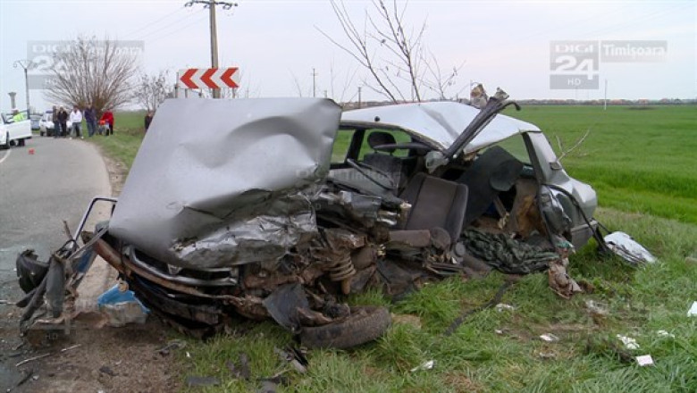 Incercand sa scape de radar, un politist de frontiera a provocat un accident mortal Imagine