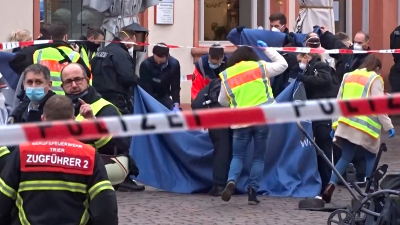 Inchisoare pe viata pentru soferul german care a omorat 5 persoane, printre care un bebelus, in zona pietonala din Trier, in 2020 Imagine