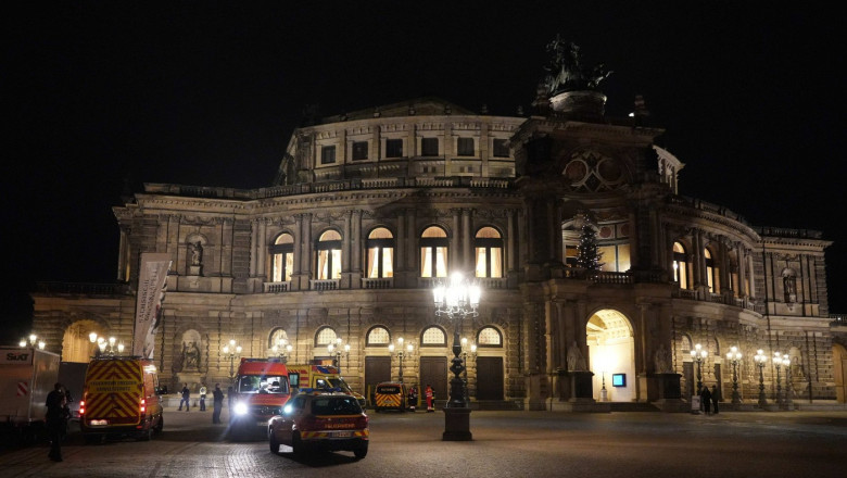 Incident misterios: mai multor spectatori li s-a facut rau in timpul unui concert. Paramedicii veniti sa ii ajute s-au imbolnavit si ei Imagine