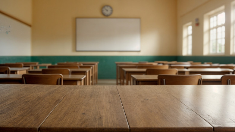 Incident socant in Bistrita-Nasaud: o eleva de 16 ani si-a lovit profesoara la scoala. Femeia a ajuns la spital Imagine